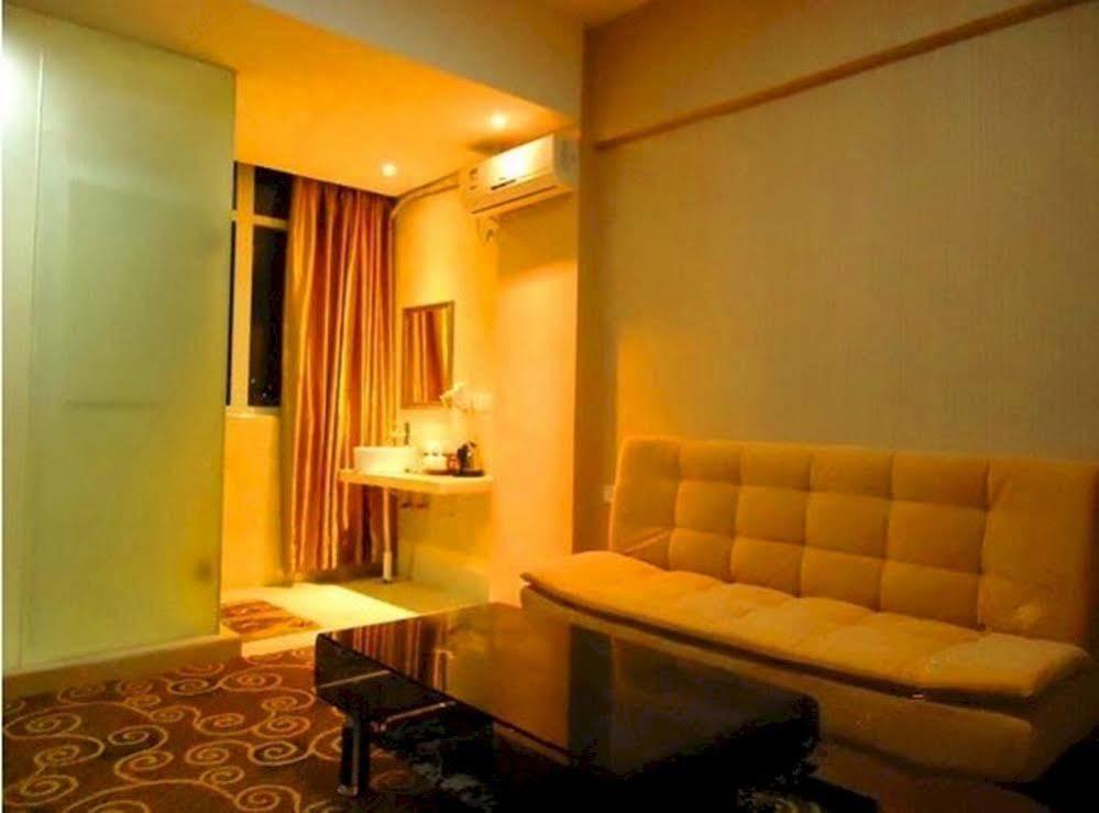 Shenzhen Civil Aviation Hotel Exterior photo